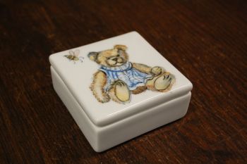 (n-7876) Ehtetoos "Karu ja mesilased"