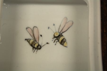 (n-7876) Ehtetoos "Karu ja mesilased"