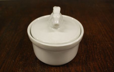 (n-7878/2) Pasteeditoos "Jänes"