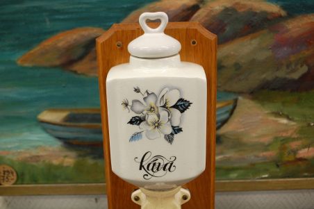 (n-7880) Porkert, seinapealne kohviveski