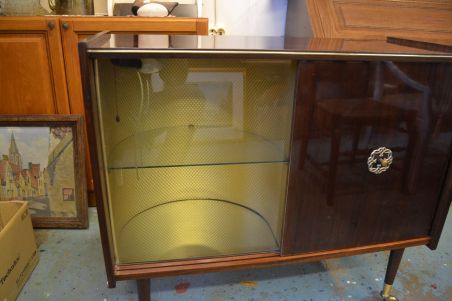 (L-826/1) Retro baarikapp