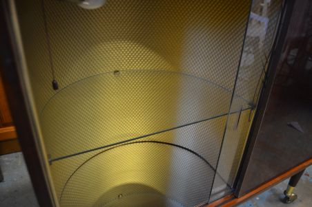 (L-826/1) Retro baarikapp