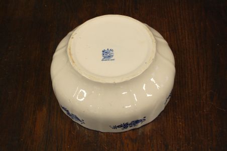 (n-7883/1) Boch Freres la Louviere, Grand Bouquet, kauss