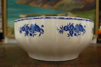 (n-7883/2) Boch Freres la Louviere, Grand Bouquet, kauss 2