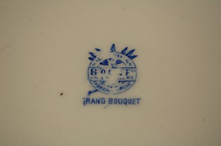 (n-7883/2) Boch Freres la Louviere, Grand Bouquet, kauss