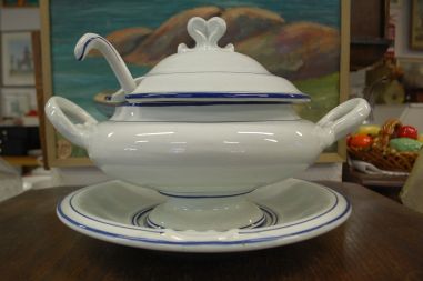 (n-7885) Suur käsitsimaalitud tirin, vaagen ja kulp komplektis