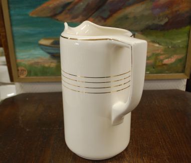 (n-7890) Maestricht, Societe Ceramique, suur kann