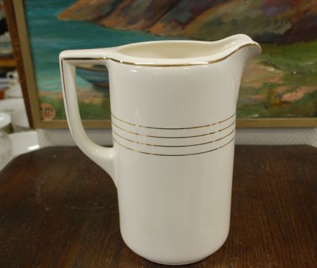 (n-7890) Maestricht, Societe Ceramique, suur kann