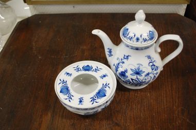 (n-7892/1) Bavaria Winterling Echt Kobalt, sibulamustriga kann ja kannusoojendaja