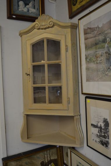 (L-827) Nurga seinakapp