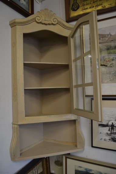 (L-827) Nurga seinakapp