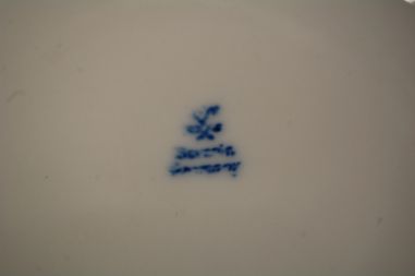 (n-7894) Bavaria, valge tirin