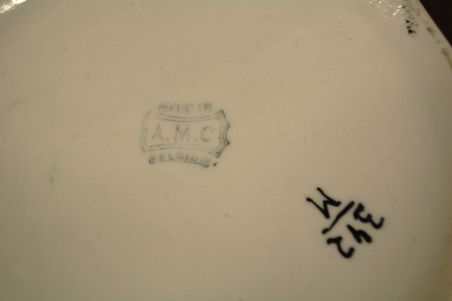 (n-7902) A.M.C käsitsimaalitud suur kann