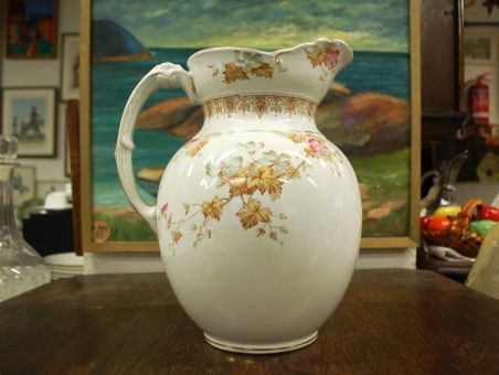 (n-7903) Suur uhke kann