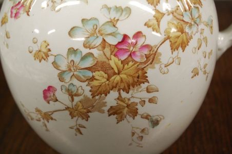 (n-7903) Suur uhke kann