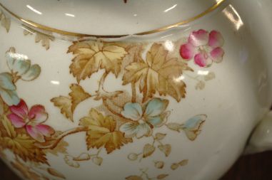 (n-7903) Suur uhke kann