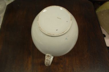 (n-7903) Suur uhke kann