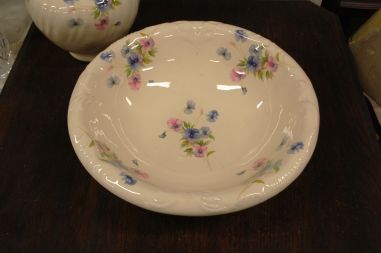 (n-7907) Staffordshire England, suur kann ja kauss "Lõvilõuad"