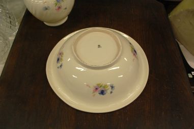 (n-7907) Staffordshire England, suur kann ja kauss "Lõvilõuad"