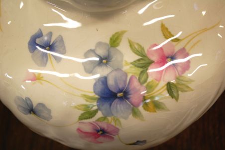 (n-7907) Staffordshire England, suur kann ja kauss "Lõvilõuad"