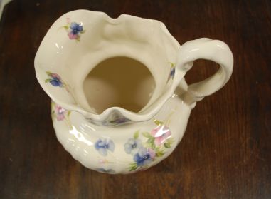 (n-7907) Staffordshire England, suur kann ja kauss "Lõvilõuad"