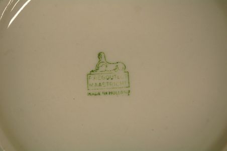 (n-7908/1) Petrus Regout & Co Maastricht, kauss