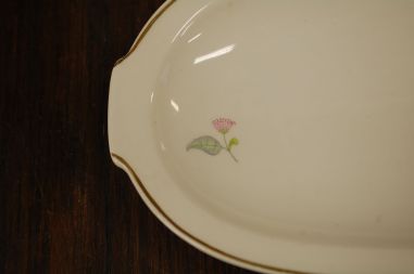 (n-7908/2) Petrus Regout & Co Maastricht, väike vaagen