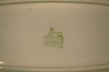 (n-7908/2) Petrus Regout & Co Maastricht, väike vaagen