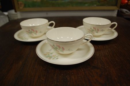 (n-7908/5) Petrus Regout & Co Maastricht, kohvitassid-taldrikud, 3tk