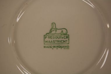 (n-7908/5) Petrus Regout & Co Maastricht, kohvitassid-taldrikud, 3tk