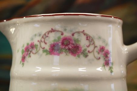 (n-7910) Petre a Baudour, uhke kann