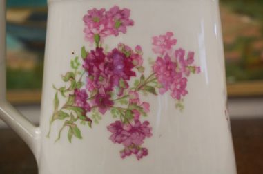 (n-7910) Petre a Baudour, uhke kann