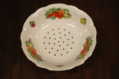 (n-7912) Maasikatega  sõel