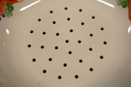 (n-7912) Maasikatega  sõel