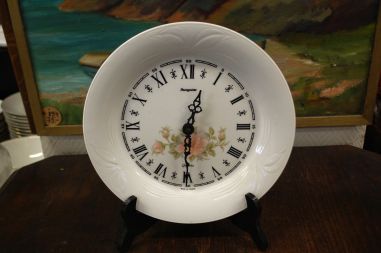 (n-7915) Hangarter, portselanist seinakell