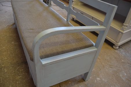 (L-830) Helesinine pink