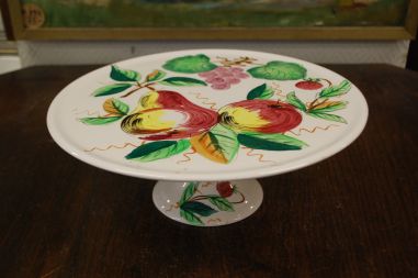 (n-7917) Käsitsimaalitud puuviljadega jalal tordivaagen