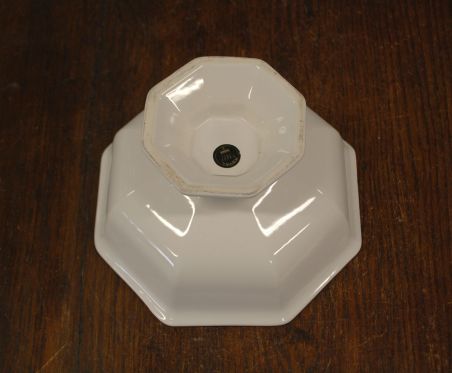 (n-7920) Royal, valge jalal kauss