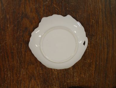 (n-7923) Portselanist taldrikud "Antiiksed autod", 6tk