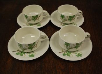 (n-7918/2) Schwarzenhummer, viinamarjaokstega kohvitassid-taldrikud, 4tk