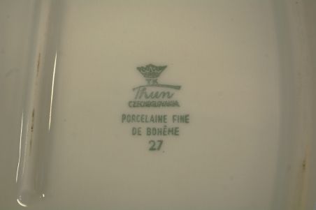 (n-7927/1) Thun, Porcelaine fine de Boheme, ovaalne vaagen