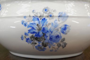 (n-7927/3) Thun, Porcelaine fine de Boheme, tirin