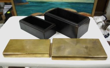 (n-7929) Metallkaantega puidust karbid, 2tk