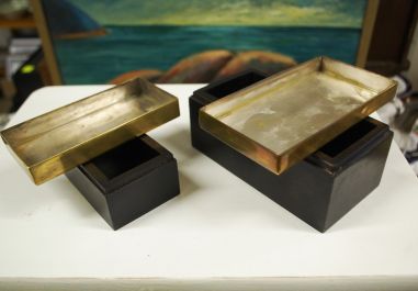 (n-7929) Metallkaantega puidust karbid, 2tk