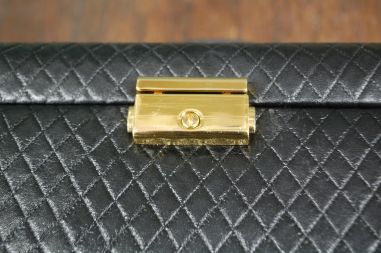 (n-7931) Ehetekarp-kohver