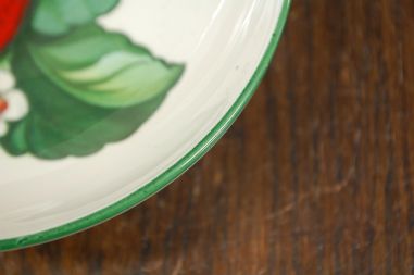 (n-7935) Villeroy & Boch Dessin Original väike jalgadel kauss "Maasikad"