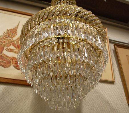 (L-831) Suur uhke kristall/ klaas laelühter