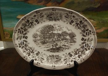 (n-3285) C.P. Ironstone Tableware vaagen