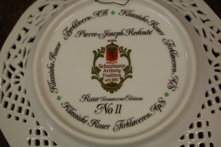 (n-7952/2) Schumann Arzberg Tradition, Pierre-Joseph Redote, kollektsioontaldrik Roos NR2