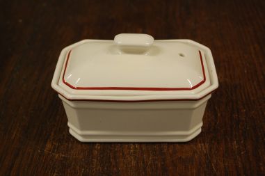 (n-7955) R Porcelaine, võitoos/ pasteedinõu nr. 85-4/0
